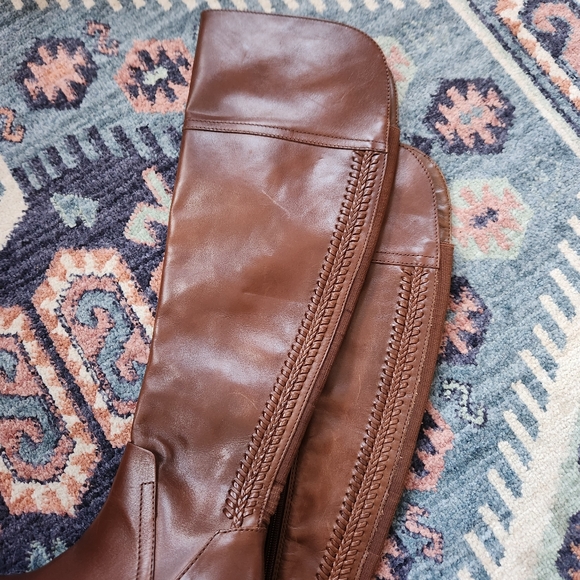 Vince Camuto Bendra Brown Leather Over-the-Knee Split Shaft Boots - Size… - Picture 9 of 15